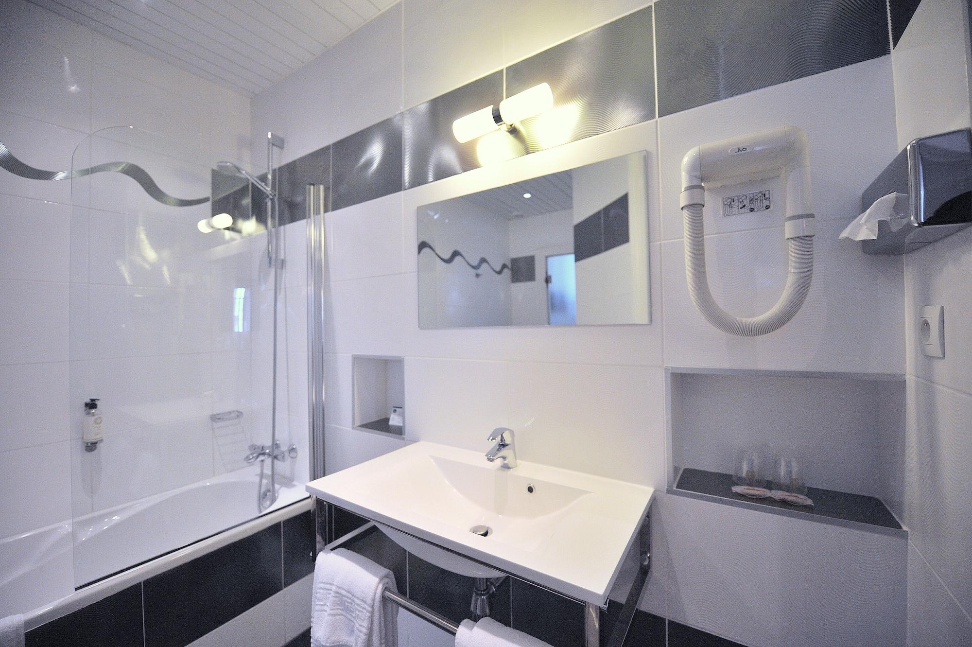 Hotel Continental Pau Centre Экстерьер фото